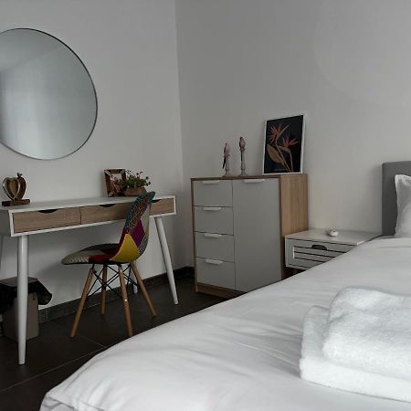 Xox Comfort Obregia Bucharest Exterior photo