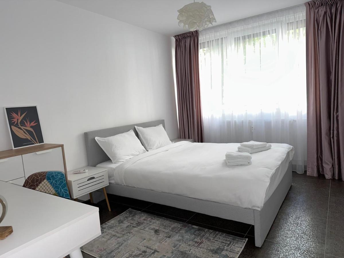 Xox Comfort Obregia Bucharest Exterior photo